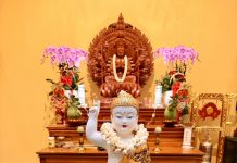 Lễ Phật đản tại chùa Bửu Sơn, 24 Xóm Vôi, p. Chợ Lớn
