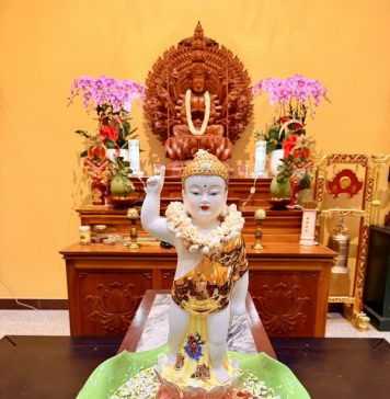 Lễ Phật đản tại chùa Bửu Sơn, 24 Xóm Vôi, p. Chợ Lớn